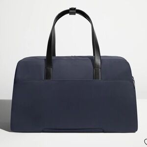 Away The Weekender Travel Bag in Navy